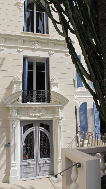 Hotel Le Havre Bleu Больё-сюр-Мер Экстерьер фото